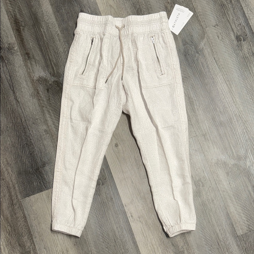 Athleta Women's Cream Sherpa Jogger Pants